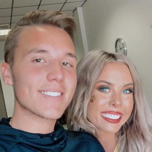 Meet your Posher, Cameron